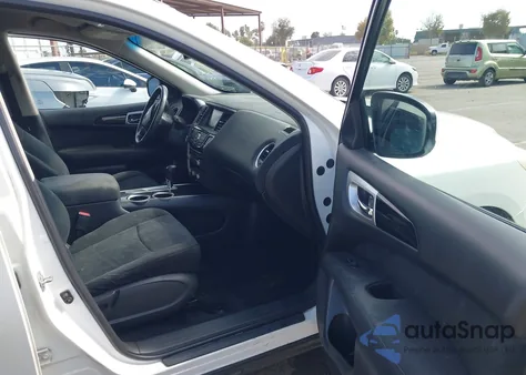 2015 Nissan Pathfinder Sv z USA, uszkodzony, nr VIN 5N1AR2MN9FC698736